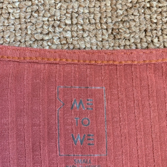 Me to we crop top - Picture 3 of 4